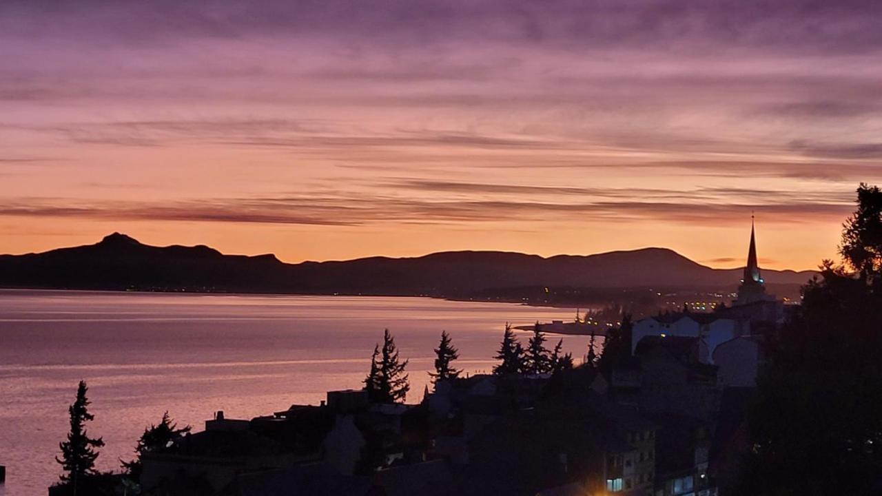 Departamento Centrico Lägenhet San Carlos de Bariloche Exteriör bild